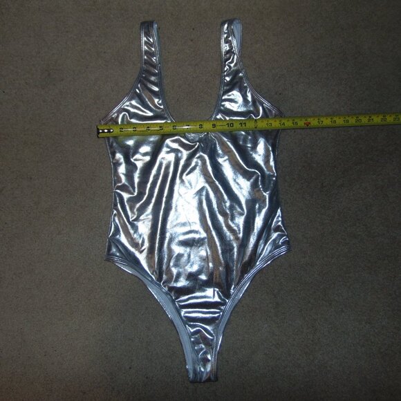 Shiny Silver Leotard S - Picture 6 of 6